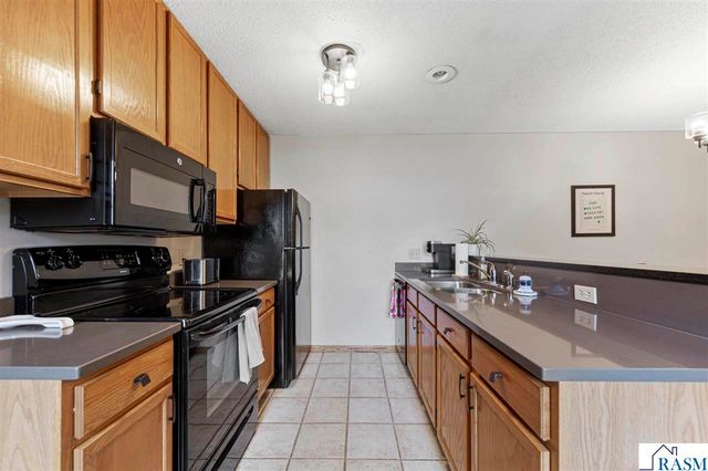 11 Restless Court, North Mankato, MN 56003