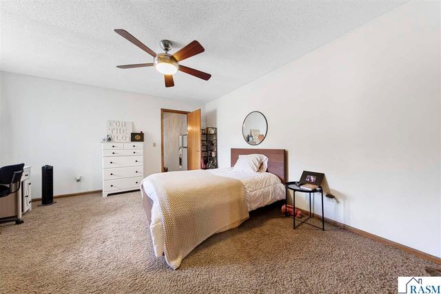 11 Restless Court, North Mankato, MN 56003