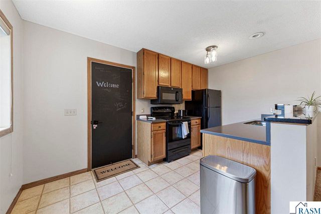 11 Restless Court, North Mankato, MN 56003