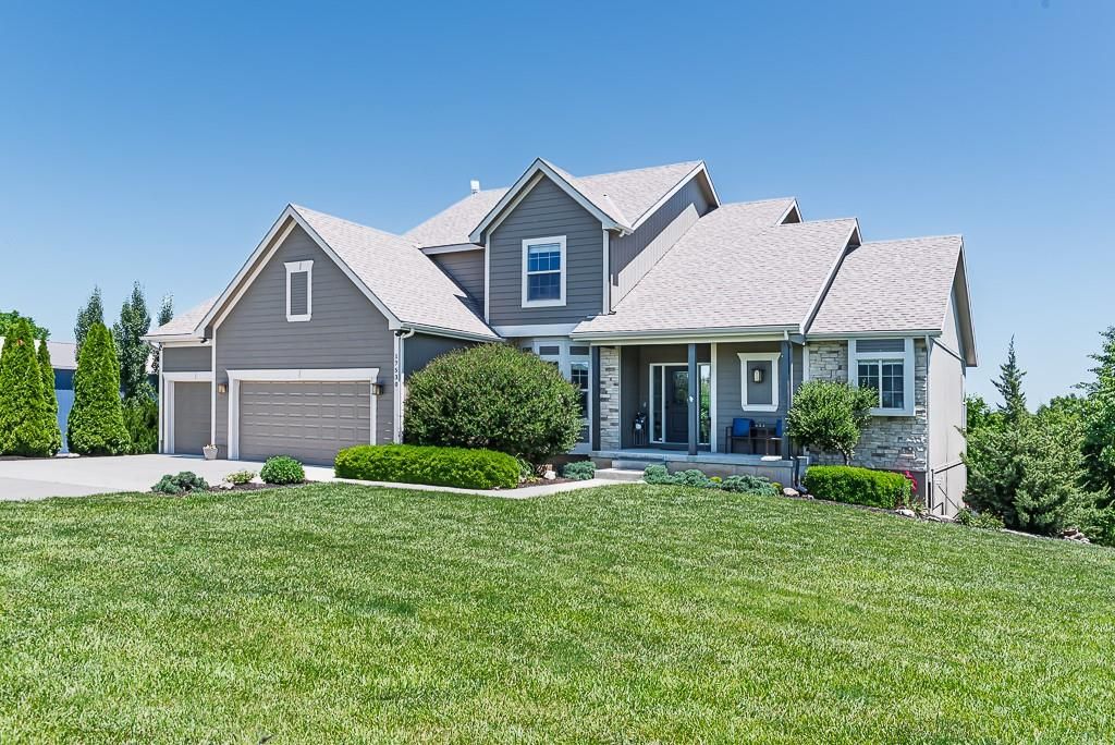 17530 254th Street, Tonganoxie, KS 66086