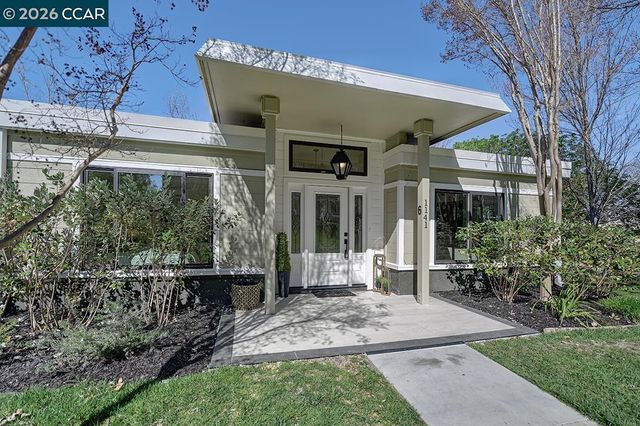 1141 Ptarmigan Dr 6, Walnut Creek, CA 94595