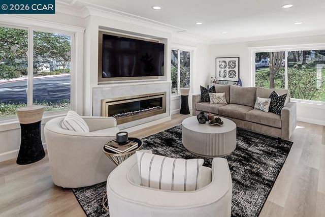 1141 Ptarmigan Dr 6, Walnut Creek, CA 94595