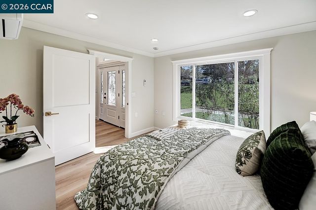 1141 Ptarmigan Dr 6, Walnut Creek, CA 94595