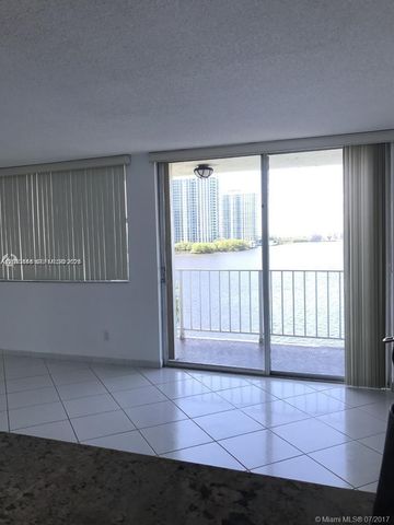 16546 NE 26th Ave 4C, North Miami Beach, FL 33160