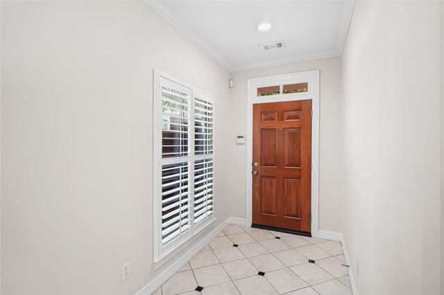 2150 Bancroft Street, Houston, TX 77027