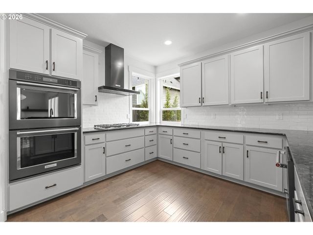 14509 Se FAIRCREST St, Clackamas, OR 97015