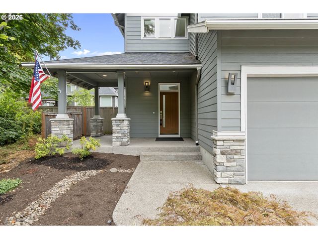 14509 Se FAIRCREST St, Clackamas, OR 97015