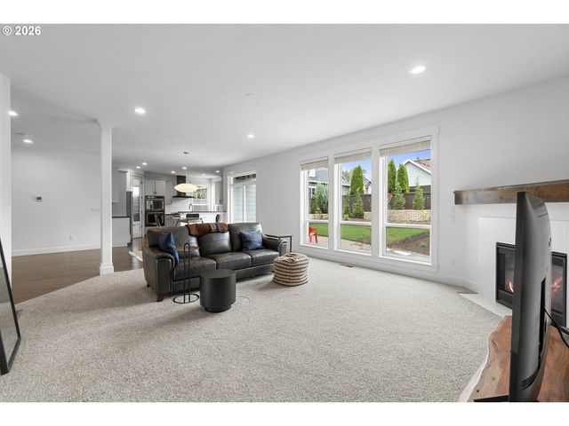 14509 Se FAIRCREST St, Clackamas, OR 97015