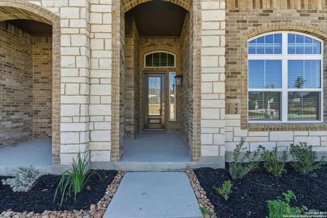 542 Caliban, Cibolo, TX 78108