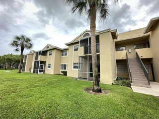 800 Cypress Park Way M, Pompano Beach, FL 33064