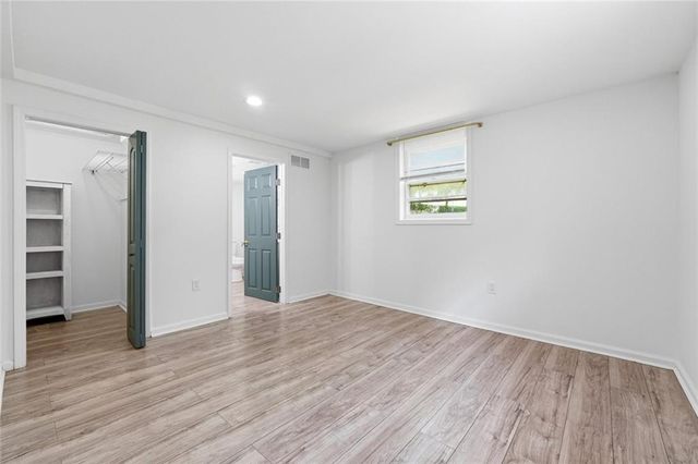 1303 Mohawk Drive, Lawrenceville, GA 30043