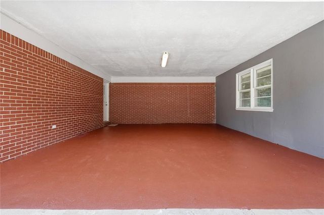 1303 Mohawk Drive, Lawrenceville, GA 30043