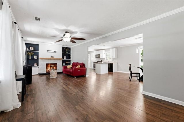 1303 Mohawk Drive, Lawrenceville, GA 30043