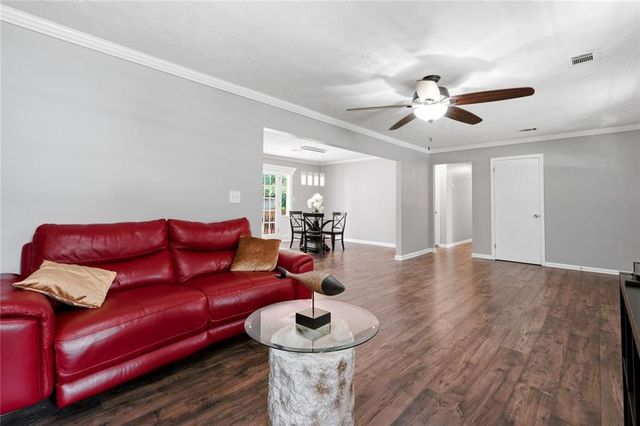 1303 Mohawk Drive, Lawrenceville, GA 30043