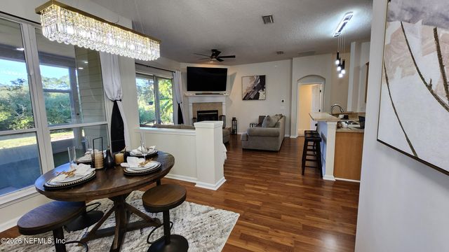 1941 WAGES Way, Jacksonville, FL 32218