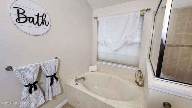 1941 WAGES Way, Jacksonville, FL 32218