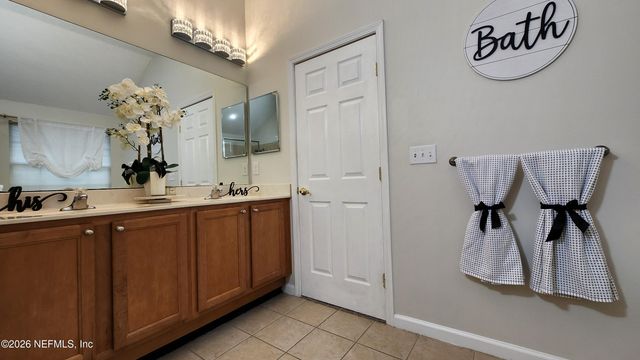 1941 WAGES Way, Jacksonville, FL 32218