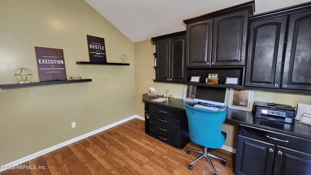 1941 WAGES Way, Jacksonville, FL 32218