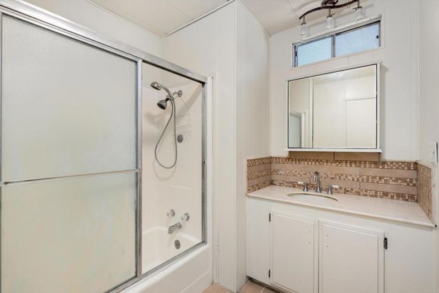 718 Sycamore Avenue 193, Vista, CA 92083