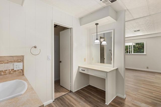 718 Sycamore Avenue 193, Vista, CA 92083