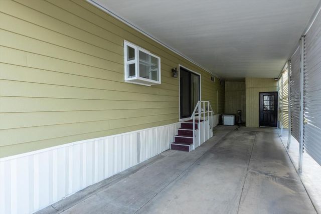 718 Sycamore Avenue 193, Vista, CA 92083