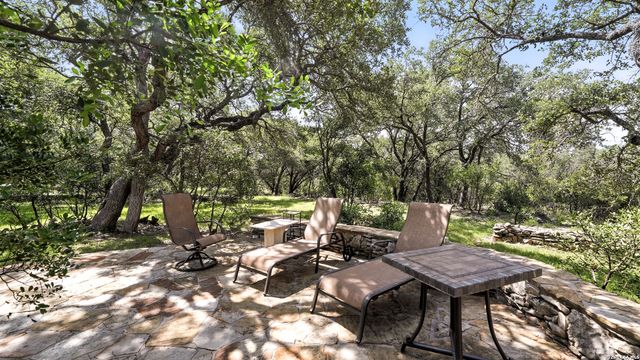 731 Vista, Canyon Lake, TX 78133