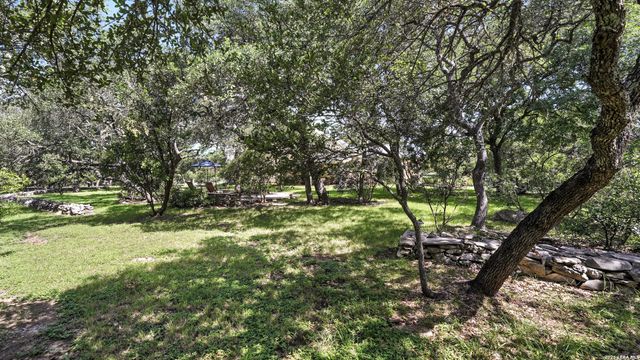 731 Vista, Canyon Lake, TX 78133