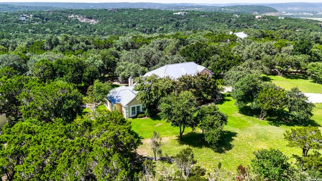 731 Vista, Canyon Lake, TX 78133