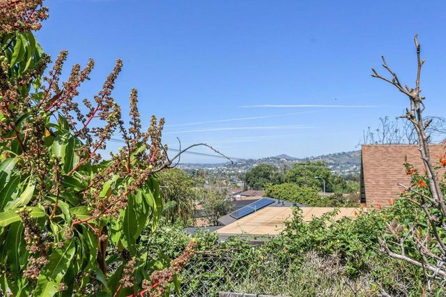 310 Worthington Street, Spring Valley, CA 91977