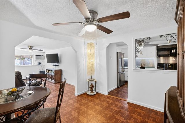 625 W Lowell Ave 3, Haverhill, MA 01832