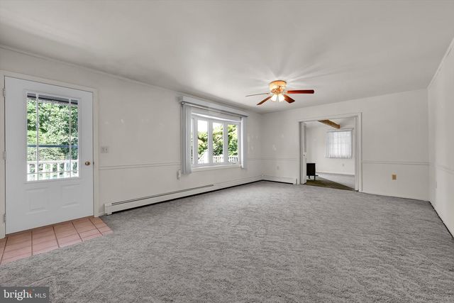 654 WOODLAWN DR, Lebanon, PA 17042