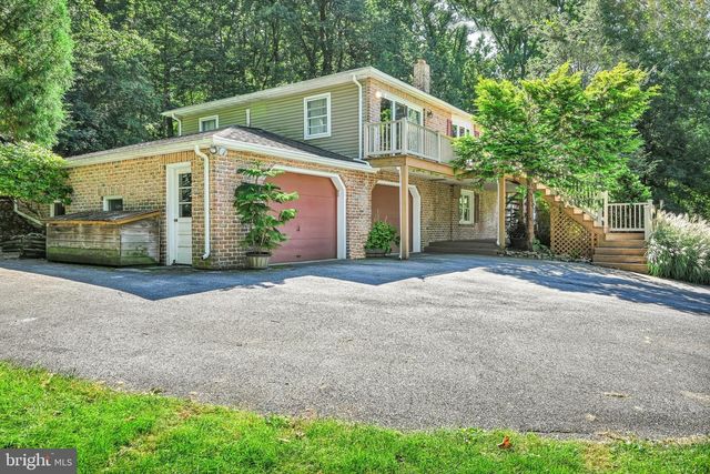 654 WOODLAWN DR, Lebanon, PA 17042