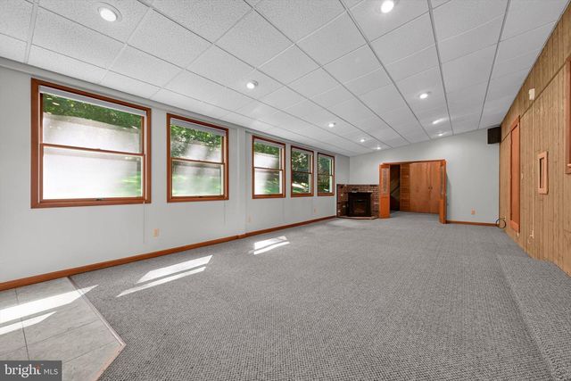 654 WOODLAWN DR, Lebanon, PA 17042
