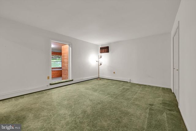 654 WOODLAWN DR, Lebanon, PA 17042
