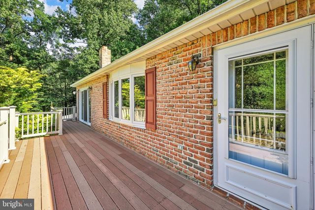 654 WOODLAWN DR, Lebanon, PA 17042
