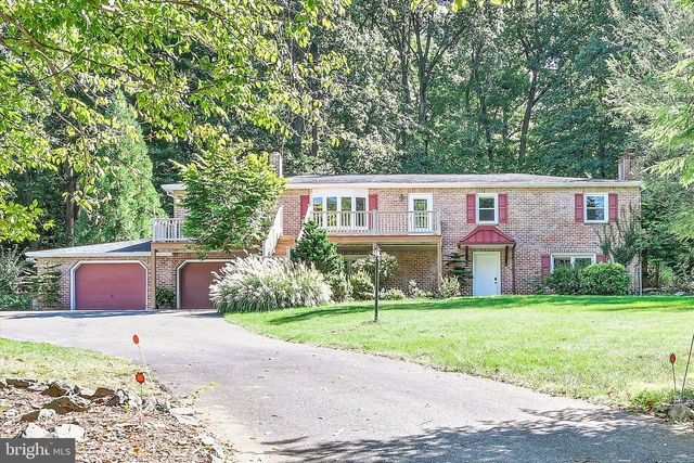 654 WOODLAWN DR, Lebanon, PA 17042