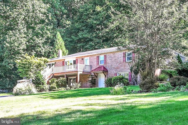 654 WOODLAWN DR, Lebanon, PA 17042