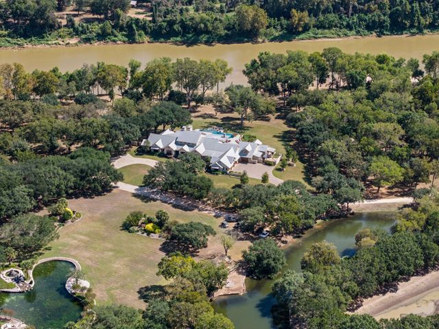 3401 Pueblo Viejo Lane, Sealy, TX 77474