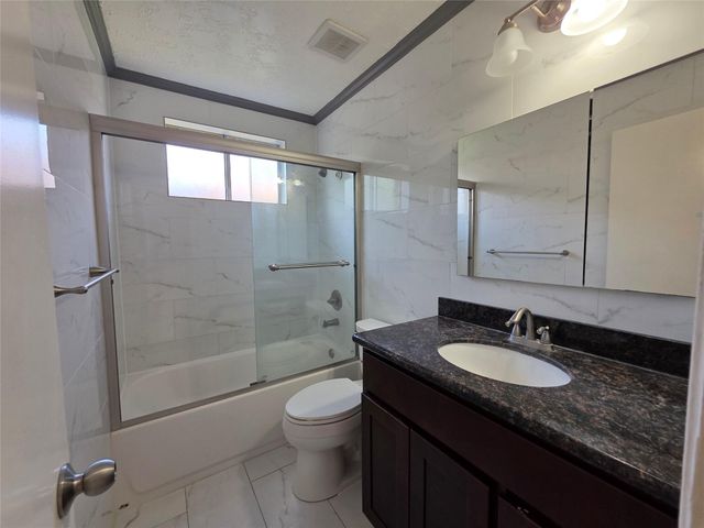 16722 Ribbonridge Drive, Sugar Land, TX 77498