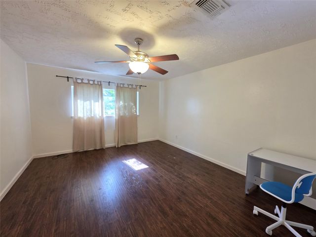 16722 Ribbonridge Drive, Sugar Land, TX 77498