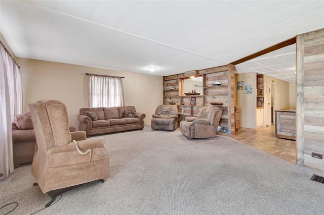 1409 RIDGE ROAD, Tavares, FL 32778