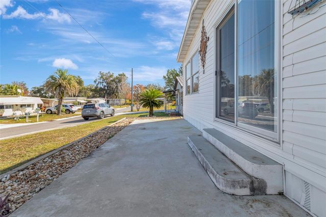 1409 RIDGE ROAD, Tavares, FL 32778