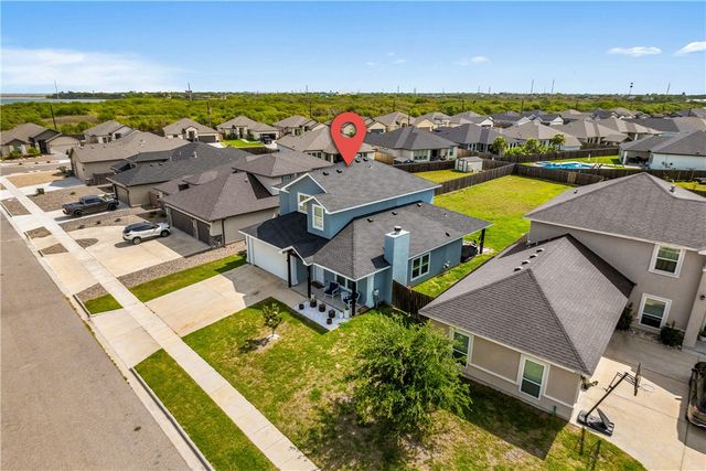 2126 Shoreline Vista Dr, Corpus Christi, TX 78418