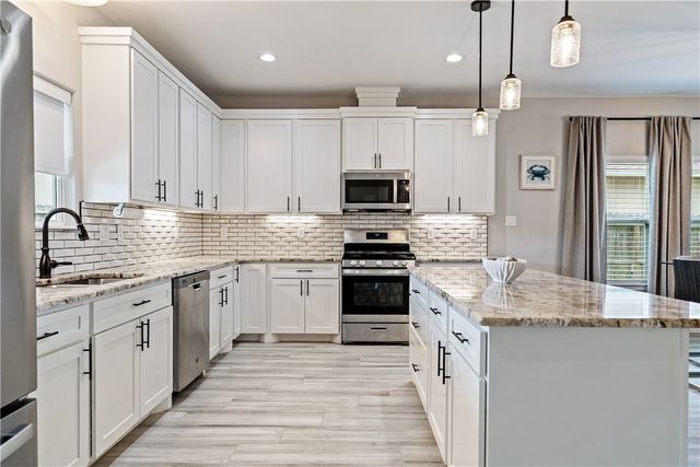 2126 Shoreline Vista Dr, Corpus Christi, TX 78418