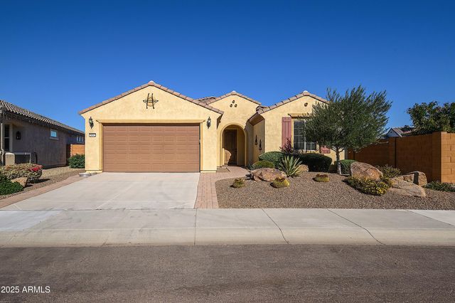 26042 W KRISTAL Way, Buckeye, AZ 85396