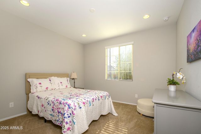 26042 W KRISTAL Way, Buckeye, AZ 85396