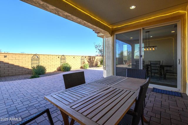 26042 W KRISTAL Way, Buckeye, AZ 85396