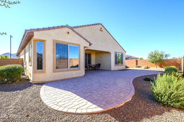 26042 W KRISTAL Way, Buckeye, AZ 85396