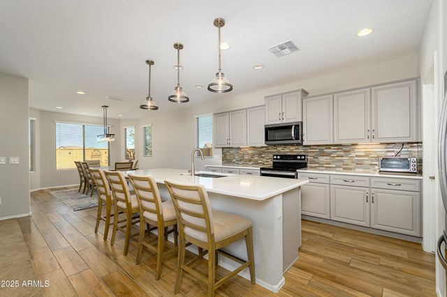 26042 W KRISTAL Way, Buckeye, AZ 85396