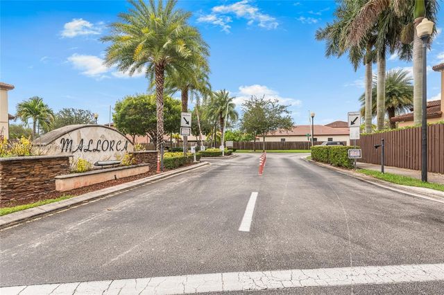 642 SE 37th Pl, Homestead, FL 33033